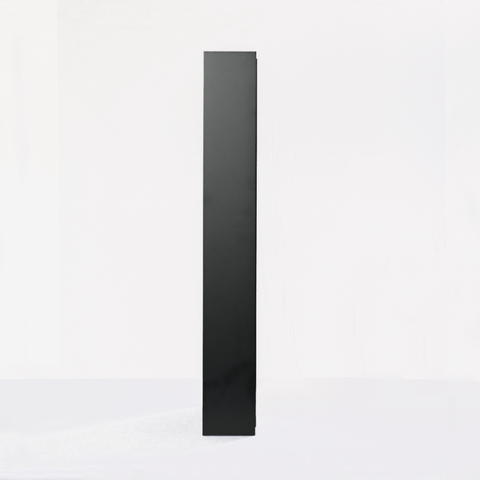 IWO 812 - 2 1/2 way, vented on-wall/in-wall speaker