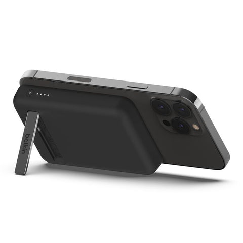 Belkin BoostCharge Magnetic Wireless Power Bank with Stand (Black)